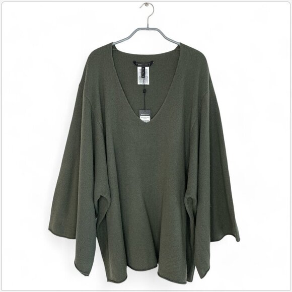 BCBGMaxazria Olive Green Masha Kimono Style Sweater Dark Fatigue Knit New M / L - Picture 2 of 4